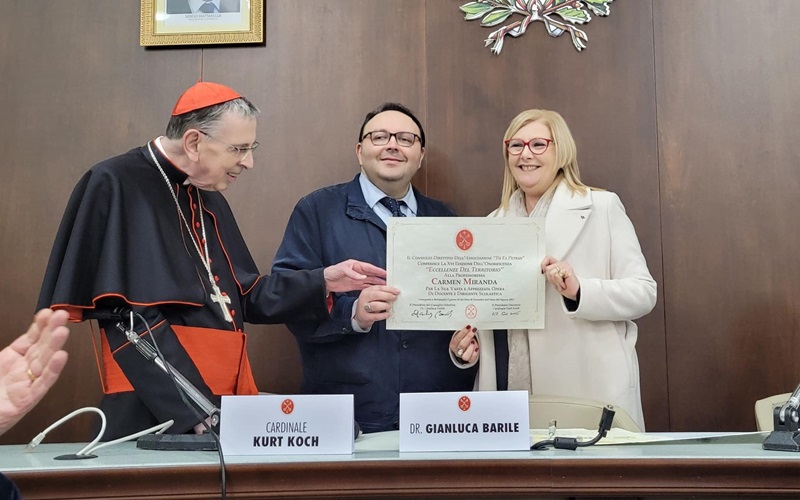 Battipaglia. "Eccellenze del Territorio",7 le onorificenze consegnate da "Tu es Petrus" a chi ha dato particolare lustro alla città