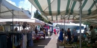 Battipaglia. Posteggi fuori mercato, pubblicata la determina per le domande di assegnazioni provvisorie (vedi)