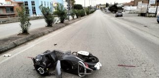 Battipaglia. Tragedia sul viale dell’industria, perde la vita un ragazzo in un incidente con la moto, un altro è grave