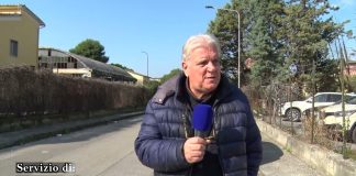Battipaglia. Via Adriatico, strada in cattive condizioni. Protestano i genitori degli studenti della Marconi (video)
