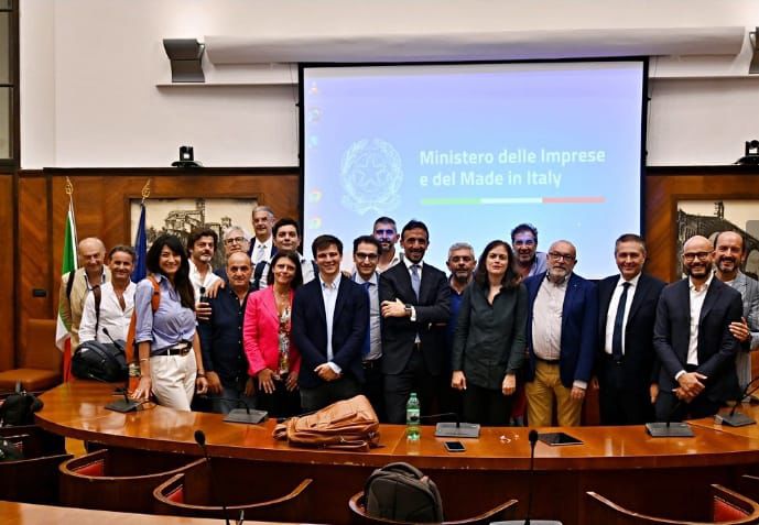 Battipaglia. Lavoratori ex Fos tutti salvi,ieri al MIMIT l'accordo definitivo con Jcoplastic