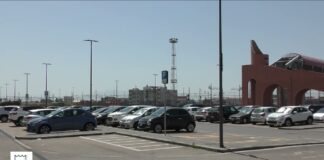 Battipaglia. Degrado al parcheggio della stazione ferroviaria: il servizio inchiesta (video)