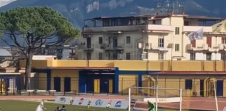 Calcio. Eccellenza: il punto sul girone B. La Battipagliese perde ma resta prima, Victoria Marra seconda, terze Heraclea e Stabia