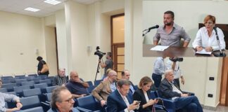 Battipaglia. Degrado PIU Europa, revocata la convenzione ai privati. Francese ringrazia il Pd per l’impegno profuso. Annuncia bonifica e completamento