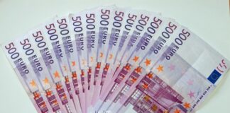 Battipaglia. Neo diplomati, il Comune premia con € 500 chi all’esame di Stato ha ottenuto 100 e l’attribuzione della lode (leggi i dettagli)
