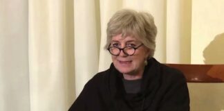 Battipaglia. Maggio dei libri. Lorenza Rocco Carbone presenta: “Cara Matilde. La Serao, la scrittura e la vita” (video)