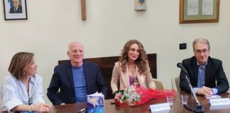 Battipaglia. Presentato “Pillole di me”, libro di poesie di Marika Vitolo