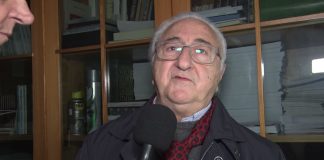 Eboli. Ambulatorio dei Santi Medici Cosma e Damiano, donato ecografo all’equipe del dott. Cimmino (video intervista)