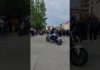 Battipaglia si ferma per l’addio a Gerardo D’Alessandro: il rombo delle moto e le lacrime di un’intera comunità (video)