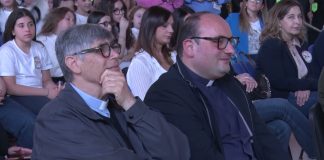 Battipaglia. “La forza del rispetto”: al Penna un confronto tra scuola, istituzioni e legalità (video)