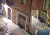 Battipaglia. Via Carso: senzatetto acquartierato fa i bisogni fisiologici in pubblico. Residenti in rivolta
