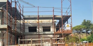 Battipaglia. PNRR, cantiere fantasma in via De Regio: asilo ostaggio di una variante di 200mila euro