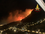 Fisicano. Incendio alla frazione Pizzolano: fiamme visibili a chilometri di distanza