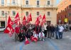 Alta velocità Salerno-Battipaglia, presidio in Prefettura per i lavoratori Areco: chiesti stipendi arretrati e continuità occupazionale